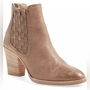 Aquatalia Frannie Weatherproof Bootie Weave Block Almond Tan Leather Size 7.5‎